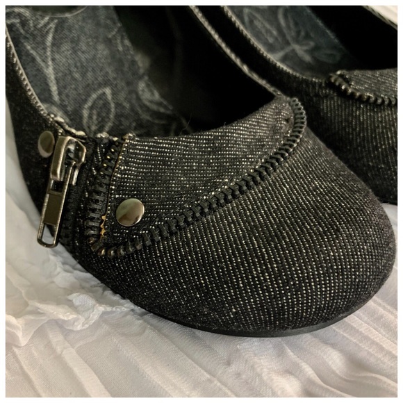 Black Denim Mary Jane Heel Pump Shoe Low Heel 7.5 - Picture 2 of 7